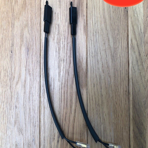 Yamaha R125 & MT-125 Indicator adapters, Leads Wiring Connector. PLUG & PLAY